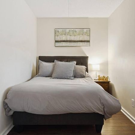 Whispering Pines Escape Apartment คอลลิงวูด ภายนอก รูปภาพ