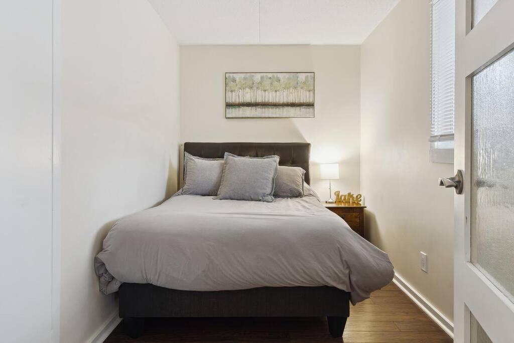 Whispering Pines Escape Apartment คอลลิงวูด ภายนอก รูปภาพ