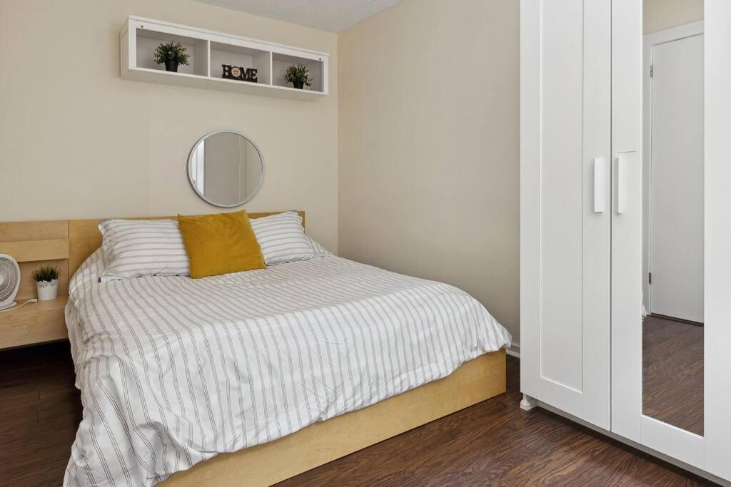 Whispering Pines Escape Apartment คอลลิงวูด ภายนอก รูปภาพ
