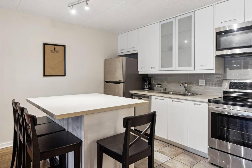 Whispering Pines Escape Apartment คอลลิงวูด ภายนอก รูปภาพ