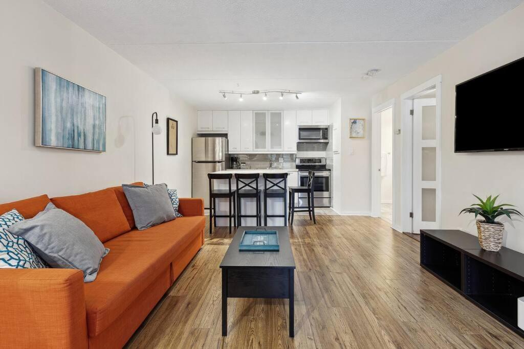 Whispering Pines Escape Apartment คอลลิงวูด ภายนอก รูปภาพ