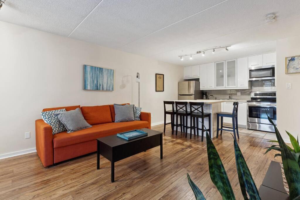 Whispering Pines Escape Apartment คอลลิงวูด ภายนอก รูปภาพ
